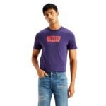 Levi's Men's Solid Regular Fit T-Shirt