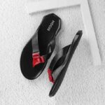 Mochi Men Leather Dual-Tone Slip-On Casual Slippers - Black