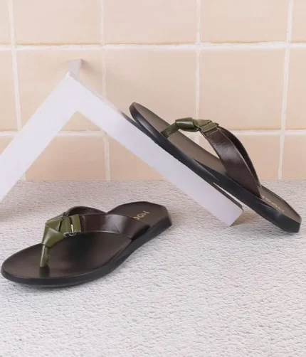 Mochi Men Leather Dual-Tone Slip-On Casual Slippers - Brown