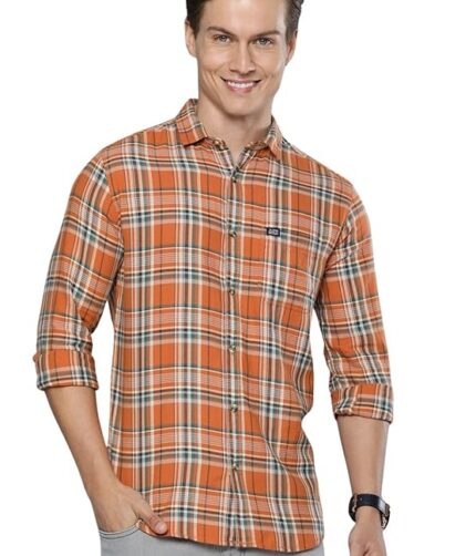 Men Slim Fit Checkered Full Sleeves Cutaway Collar Casual Shirt