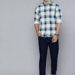 The Indian Garage Co Men Slim Fit Checkered Full Sleeves Cutaway Collar Casual Shirt - Colour white